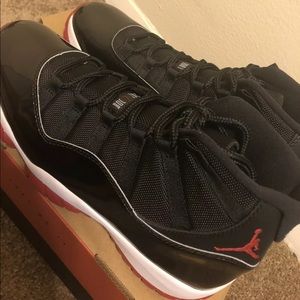 Jordan 11 Bred Sz 11.5